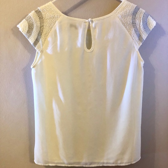 FRANCESCA’S Cream Top - Picture 3 of 3